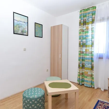 Apartment Puzar 295 Stinjan Exterior photo