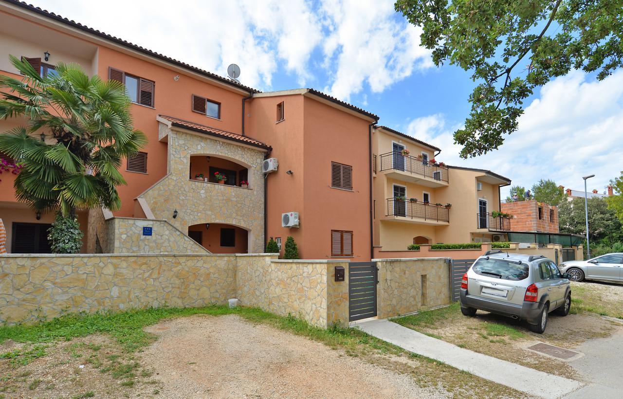 Puzar 295 Apartament Štinjan